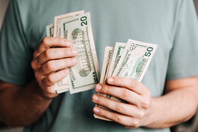 The Secret to Saving on Student Loans You Probably Aren’t Doing